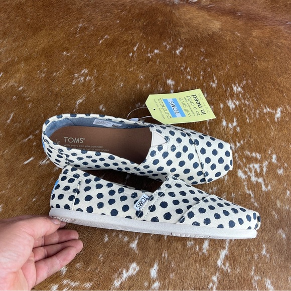 NWT Toms polka dot flats - Picture 2 of 9